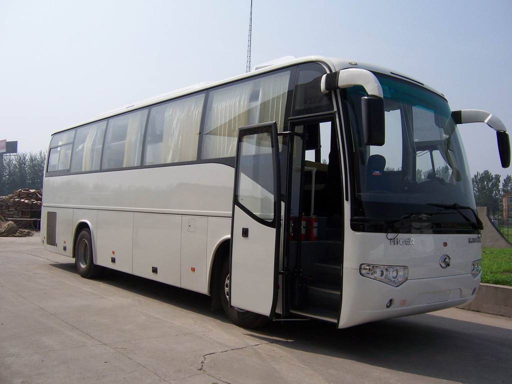 旅游大巴车出租